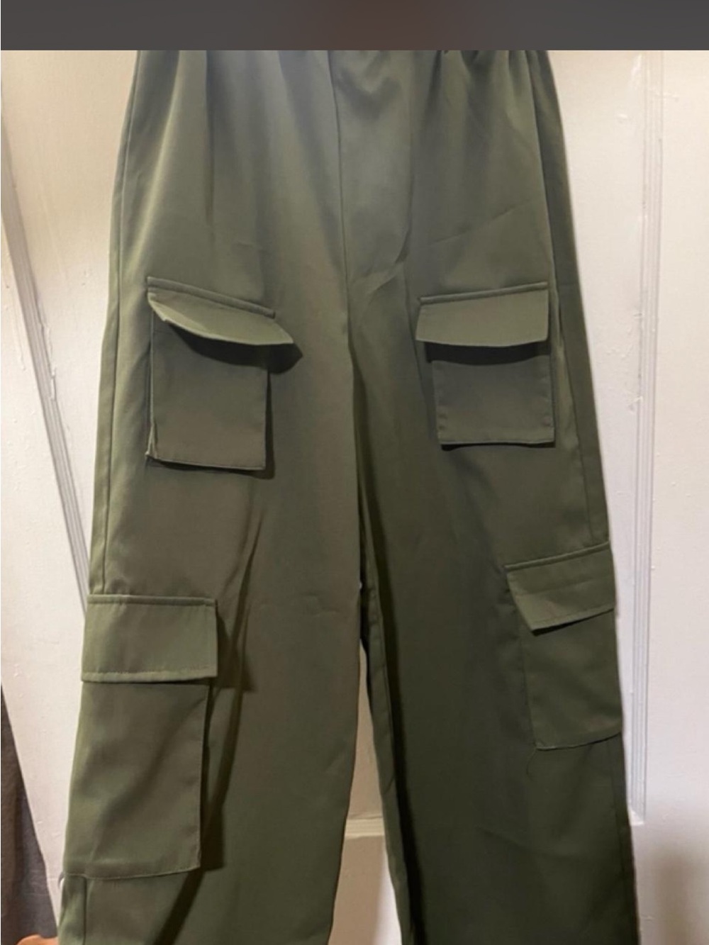 Zara Olive Green Cargo Pants with Flap Pockets